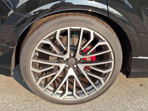 New 2026 Audi SQ8 Prestige AWD/4WD image 5