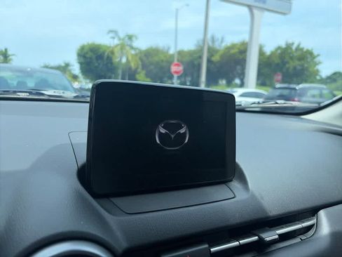 Used 2019 MAZDA CX-3 Sport FWD image 2