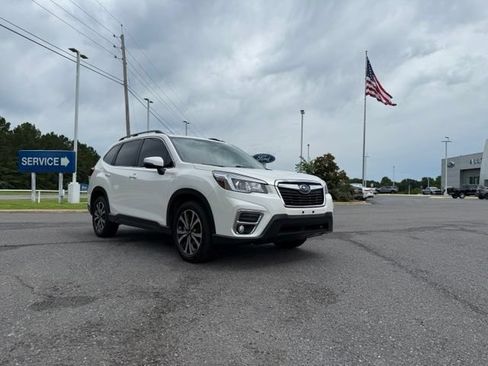 Used 2019 Subaru Forester Limited w/ Popular Package #3 AWD/4WD image 9