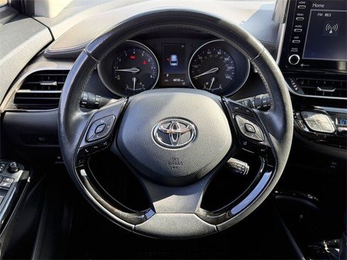 Used 2021 Toyota C-HR Limited image 13