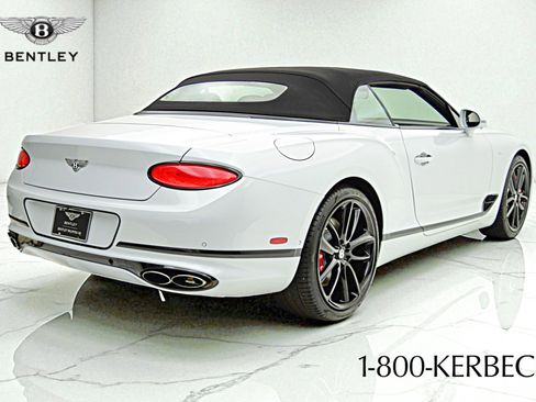 Used 2023 Bentley Continental GT Azure image 26
