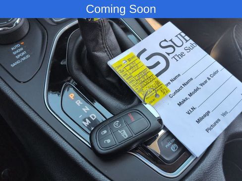 Used 2019 Jeep Cherokee Limited AWD/4WD image 33