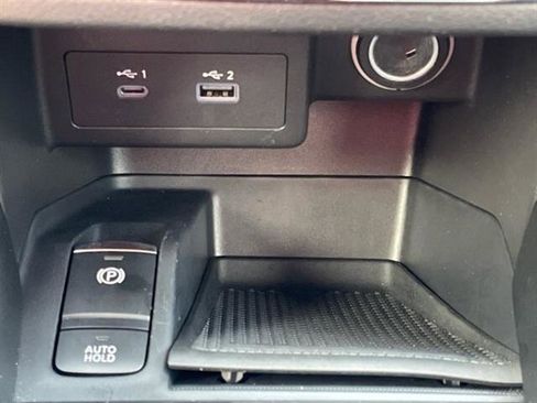 Used 2021 Nissan Kicks SR w/ SR Premium Package image 22