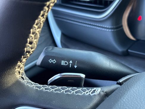 New 2025 Jeep Grand Cherokee Limited w/ Black Appearance Package image 19