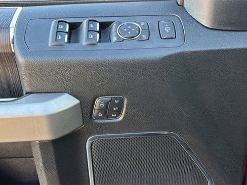 Used 2020 Ford F250 Lariat w/ Lariat Ultimate Package image 13