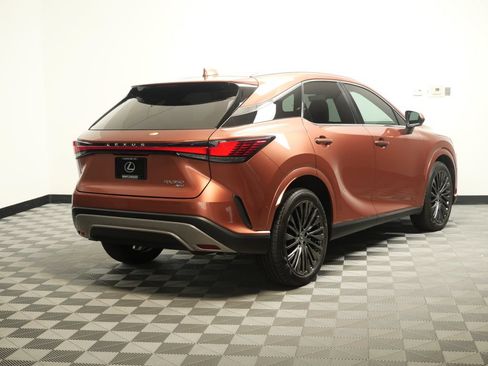 Used 2023 Lexus RX 350 AWD w/ Accessory Package image 8