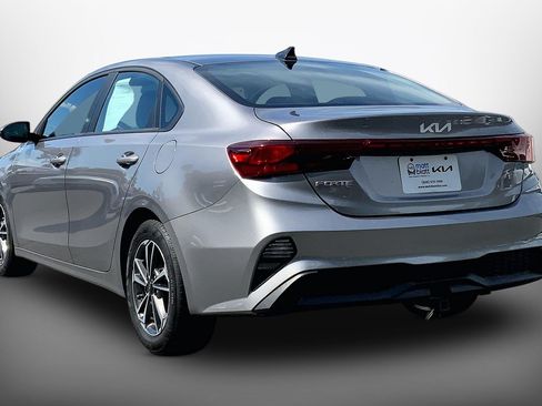Used 2024 Kia Forte LXS FWD image 13