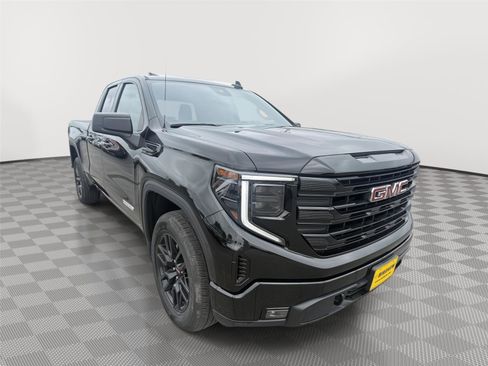 Used 2024 GMC Sierra 1500 Elevation AWD/4WD image 8