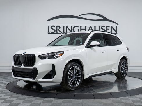 Used 2026 BMW X1 xDrive28i w/ M Sport Package image 1