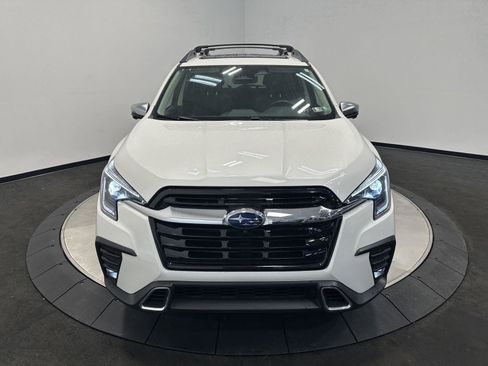Used 2023 Subaru Ascent Touring image 2