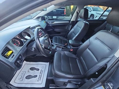 Used 2015 Volkswagen Golf SE w/ Golf Sport Package image 12