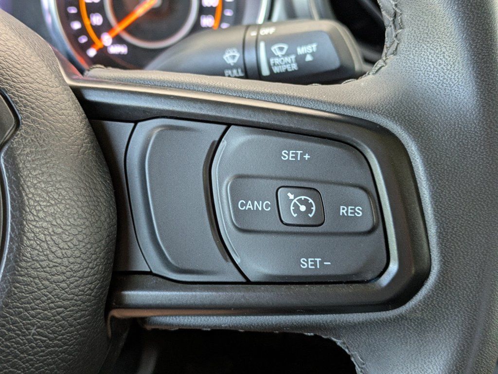 Used 2023 Jeep Gladiator Sport AWD/4WD image 26
