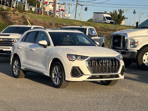 Used 2025 Audi Q3 2.0T Premium AWD/4WD image 1