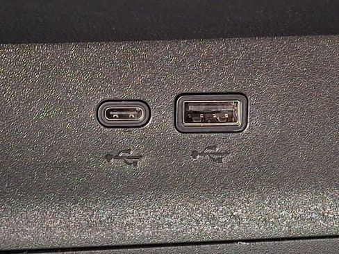 Used 2026 Chevrolet Equinox LT FWD image 25