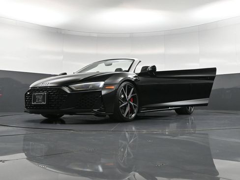 Used 2023 Audi R8 V10 performance w/ Carbon Exterior Package RWD image 37