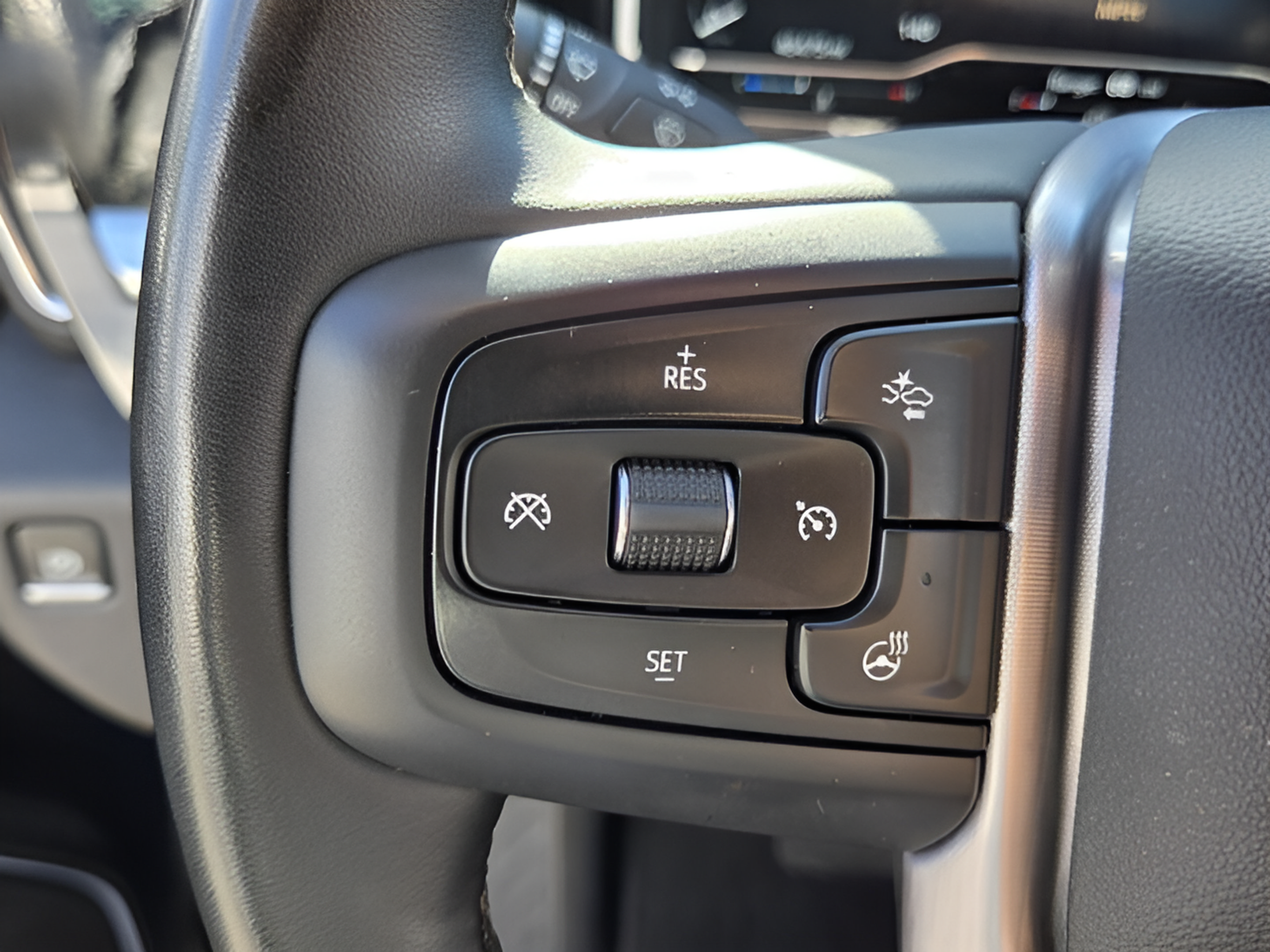 Used 2025 GMC Sierra 1500 SLT AWD/4WD image 22