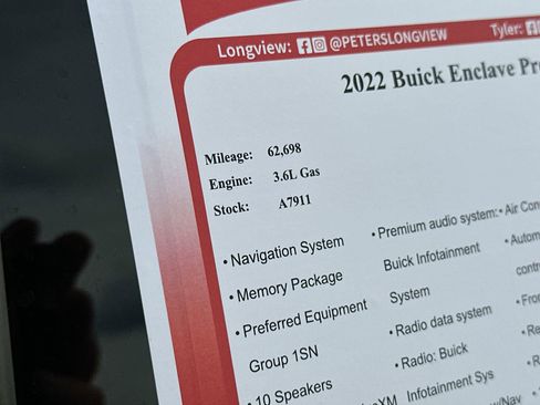 Used 2022 Buick Enclave Premium image 25