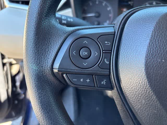 Used 2025 Toyota Corolla LE FWD image 11