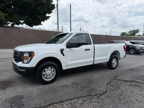 Used 2023 Ford F150 XL w/ Trailer Tow Package RWD image 6