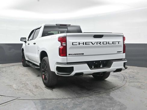 Used 2023 Chevrolet Silverado 1500 RST w/ Redline Edition AWD/4WD image 10