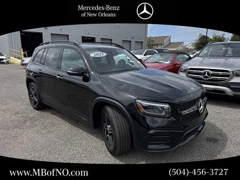 Used 2025 Mercedes-Benz GLB 250 image 1