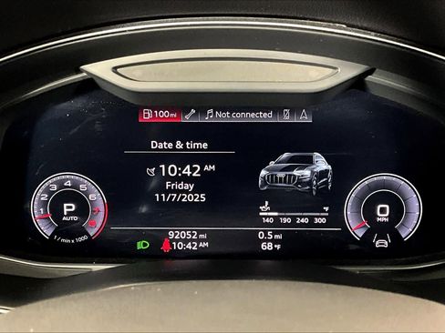 Used 2019 Audi Q8 Premium Plus w/ Premium Plus image 25