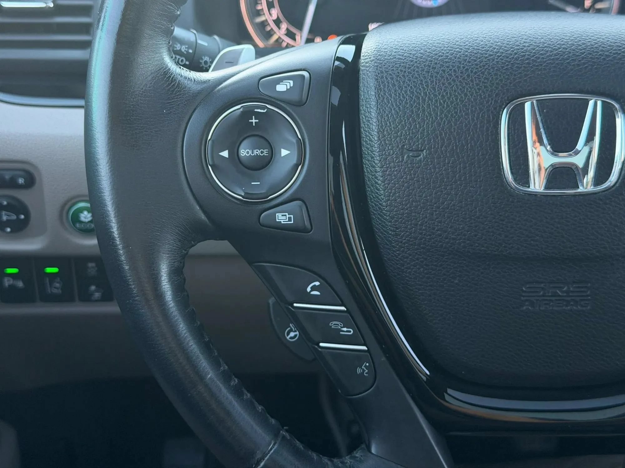 Used 2016 Honda Pilot Elite image 39
