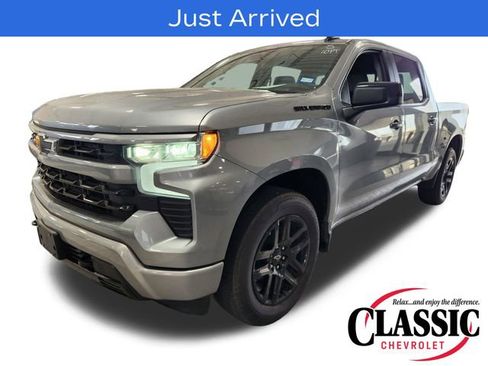 Used 2024 Chevrolet Silverado 1500 RST w/ Convenience Package II RWD image 4