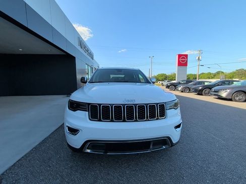 Used 2022 Jeep Grand Cherokee Limited w/ Tech Group image 3