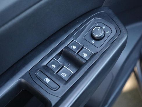 Used 2019 Volkswagen Atlas SE w/ Towing Package image 37