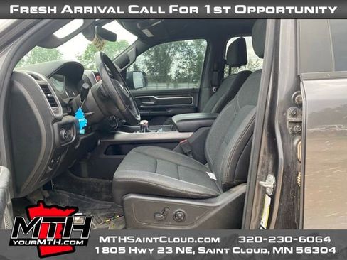 Used 2020 RAM 1500 Big Horn AWD/4WD image 9