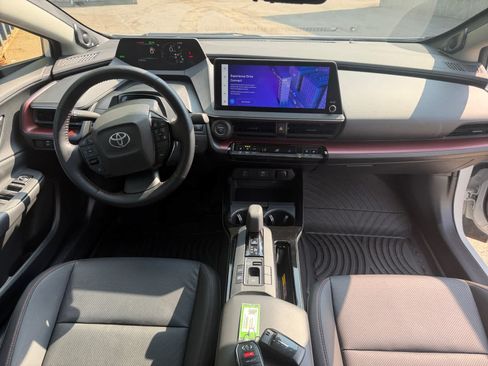 Used 2024 Toyota Prius Prime Premium w/ Advanced Technology Package FWD image 22