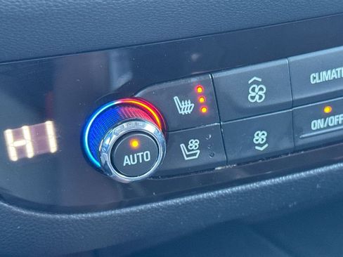 Used 2020 Buick Enclave Avenir w/ Avenir Technology Package image 40