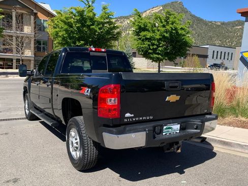 Used 2014 Chevrolet Silverado 2500 LT w/ Convenience Package AWD/4WD image 12