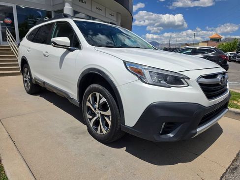 Used 2020 Subaru Outback Limited AWD/4WD image 3