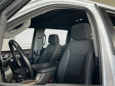 Used 2023 Chevrolet Silverado 1500 RST w/ Rally Edition RWD image 16