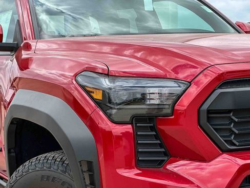 New 2026 Toyota Tacoma TRD Off-Road image 3