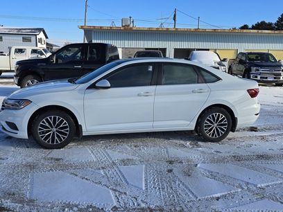 Used 2021 Volkswagen Jetta SE w/ SE Cold Weather Package