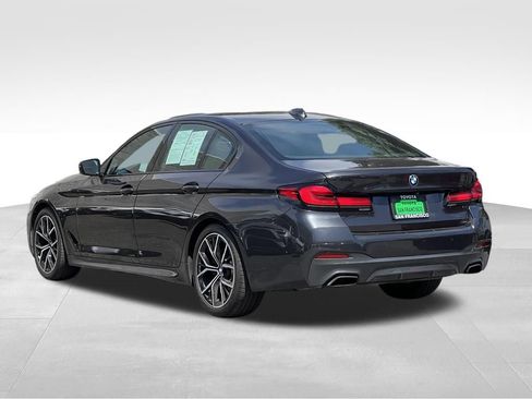 Used 2021 BMW 540i w/ Executive Package RWD image 3