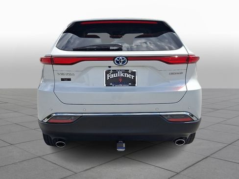 Used 2023 Toyota Venza Limited image 5