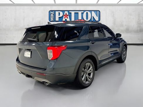 Used 2022 Ford Explorer XLT w/ Equipment Group 202A RWD image 7