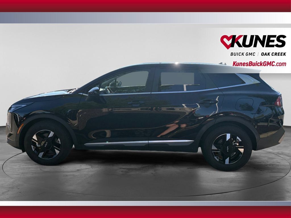 Used 2026 Kia Sportage LX FWD image 6