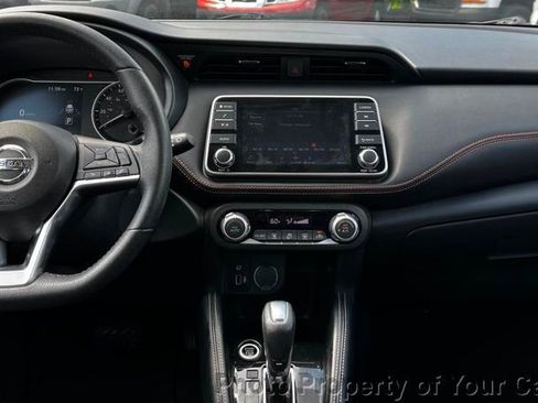 Used 2018 Nissan Kicks SR FWD image 20