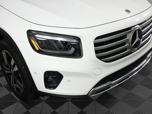 Certified 2025 Mercedes-Benz GLB 250 image 35