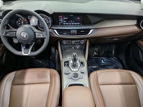 Used 2021 Alfa Romeo Stelvio Ti w/ Nero Edizione image 26