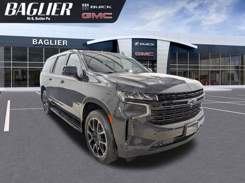 Used 2023 Chevrolet Suburban RST image 1