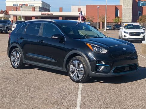Used 2021 Kia Niro EX w/ Cold Weather Package image 2