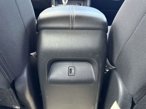 Used 2024 Nissan Sentra SV image 21