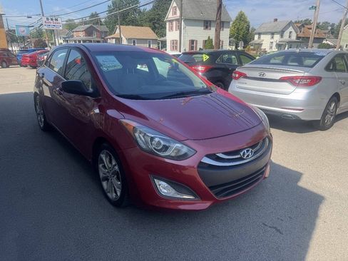 Used 2013 Hyundai Elantra GT w/ Touch & Go Pkg FWD image 6