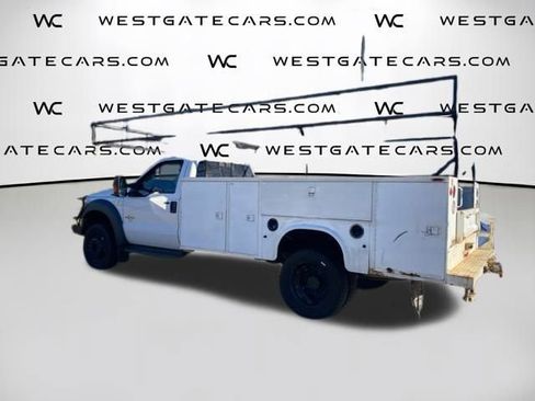 Used 2016 Ford F450 XLT w/ Ambulance Prep Package image 5